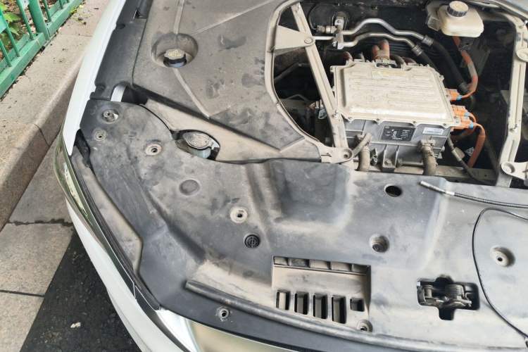 Used BYD Qin PLUS 2021 EV 500KM Luxury Model Engine Bay Right