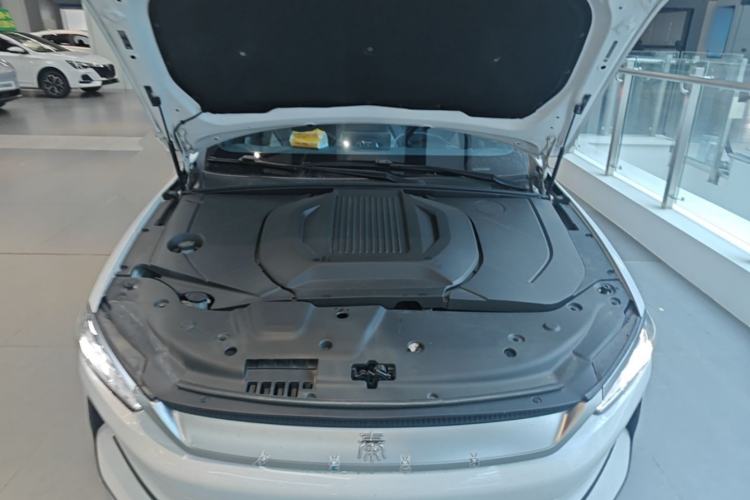 Used BYD Qin PLUS 2021 EV 500KM Luxury Model Engine Bay