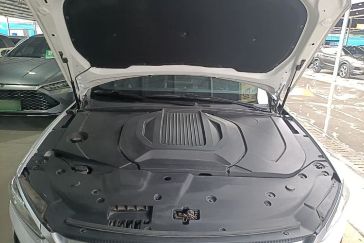 Used BYD Qin PLUS 2021 EV 400KM Luxury Model Engine Bay