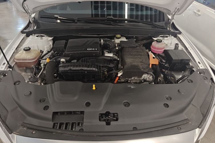 Used BYD Qin PLUS 2021 DM-i 55KM Flagship Model Engine Bay