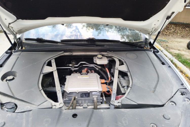 Used BYD Qin PLUS 2021 EV 400KM Luxury Model Engine Bay