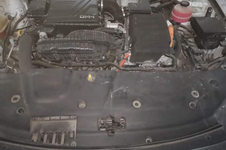 Used BYD Qin PLUS 2021 DM-i 55KM Flagship Model Engine Bay