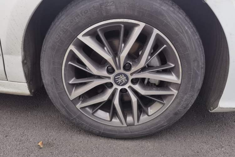Used BYD Qin PLUS 2021 DM-i 55KM Flagship Model Exterior 1