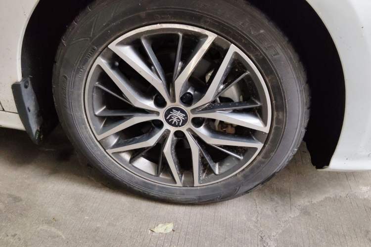 Used BYD Qin PLUS 2021 DM-i 55KM Flagship Model Exterior 1