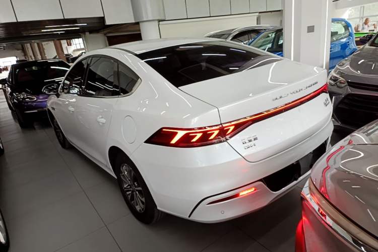 Used BYD Qin PLUS 2021 DM-i 55KM Prestige Model Exterior 2