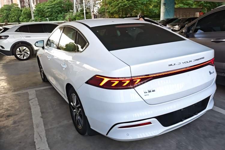 Used BYD Qin PLUS 2021 EV 500KM Luxury Model Exterior 2