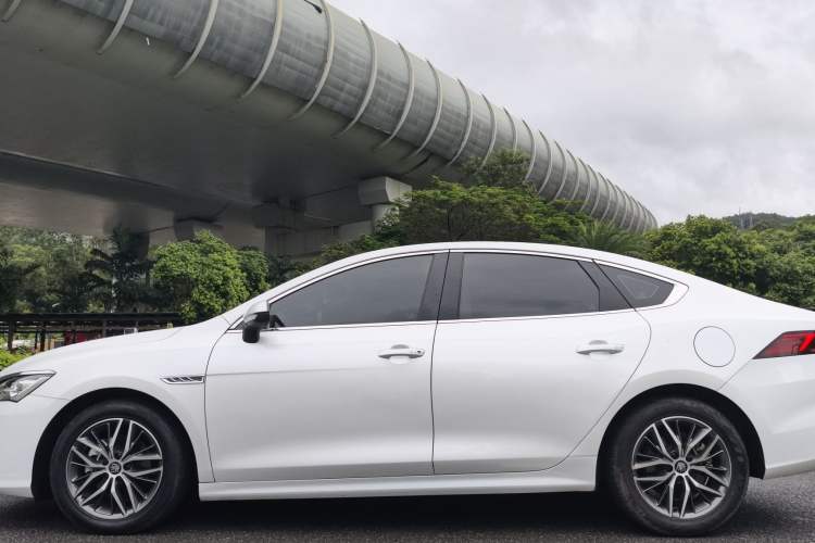Used BYD Qin PLUS 2021 DM-i 55KM Flagship Model Exterior 2