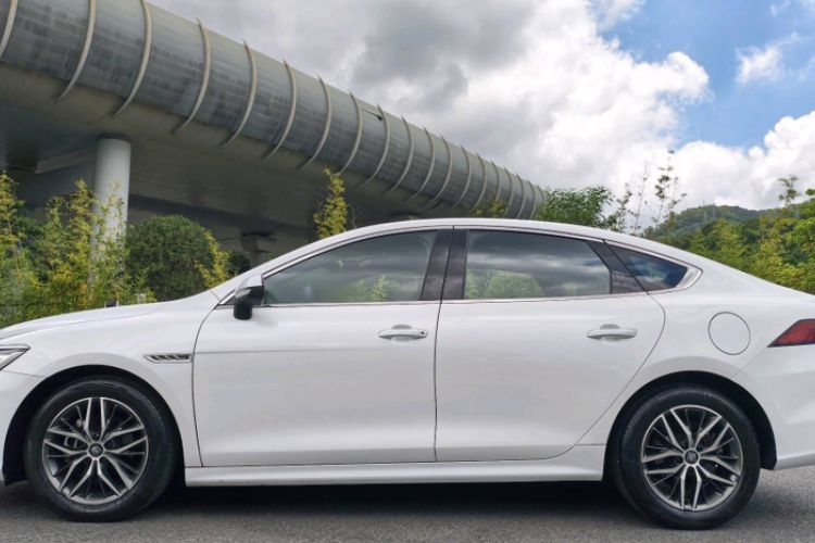 Used BYD Qin PLUS 2021 DM-i 55KM Flagship Model Exterior 2