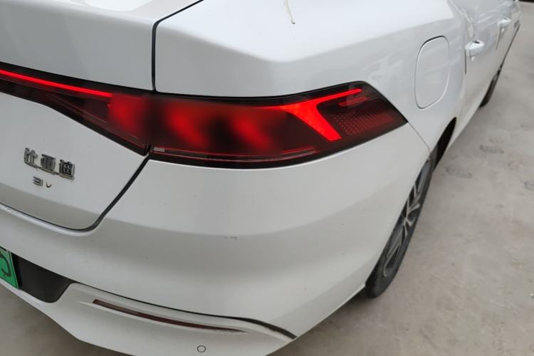 Used BYD Qin PLUS 2021 EV 500KM Luxury Model Exterior 3