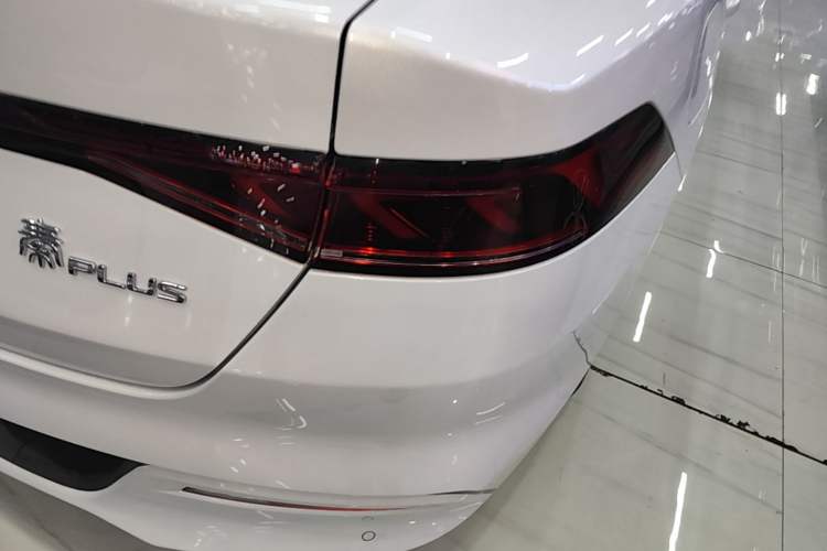 Used BYD Qin PLUS 2021 DM-i 55KM Flagship Model Exterior 3