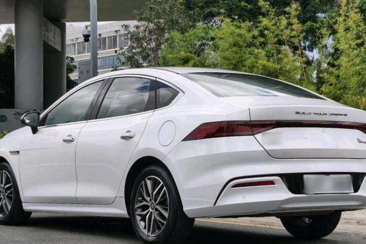 Used BYD Qin PLUS 2021 DM-i 55KM Flagship Model Exterior 3
