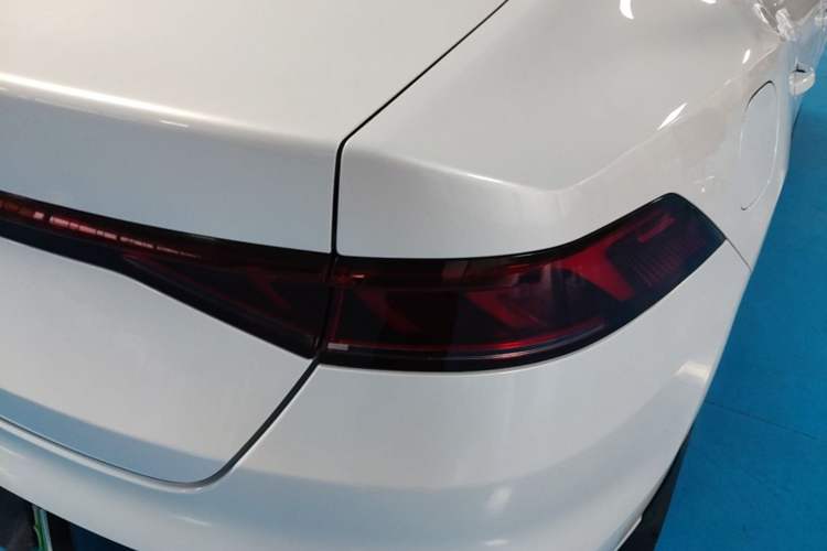 Used BYD Qin PLUS 2021 DM-i 55KM Prestige Model Exterior 3