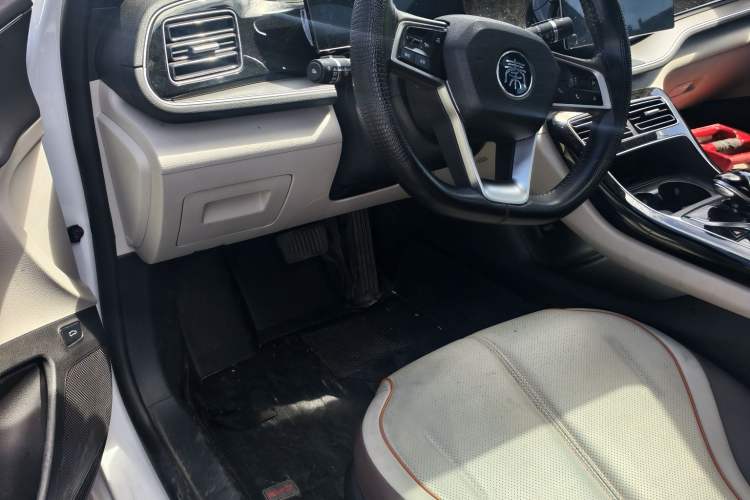 Used BYD Qin PLUS 2021 DM-i 120KM Prestige Model Exterior 3