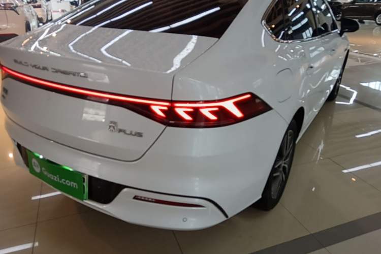 Used BYD Qin PLUS 2021 DM-i 55KM Flagship Model Exterior 3