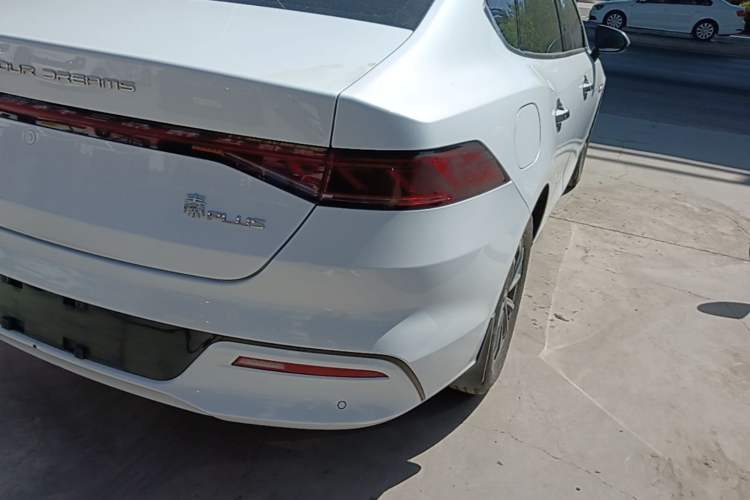 Used BYD Qin PLUS 2021 DM-i 55KM Prestige Model Exterior 3