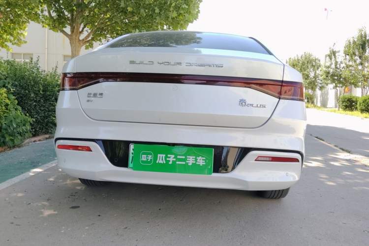 Used BYD Qin PLUS 2021 EV 400KM Luxury Model Exterior 4
