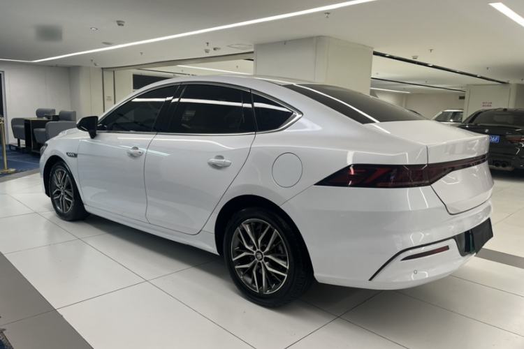 Used BYD Qin PLUS 2021 DM-i 55KM Flagship Model Exterior 4