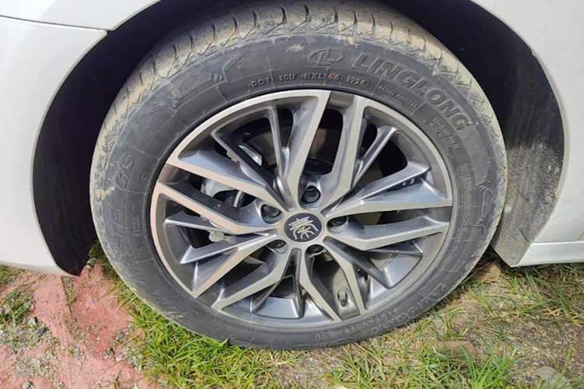 Used BYD Qin PLUS 2021 EV 510KM Commuter Edition Exterior 4