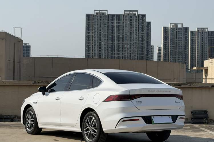 Used BYD Qin PLUS 2021 DM-i 120KM Flagship Model Exterior 4
