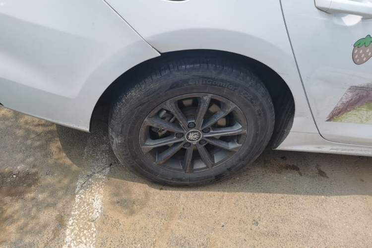 Used BYD Qin PLUS 2021 EV 400KM Leading Comfort Edition Exterior 5