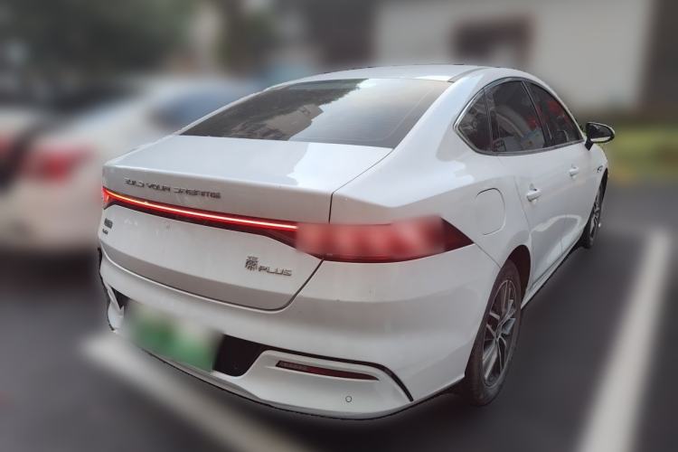 Used BYD Qin PLUS 2021 DM-i 120KM Prestige Model Exterior 5