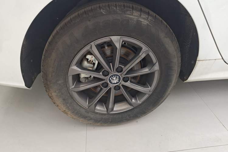 Used BYD Qin PLUS 2021 EV 400KM Leading Comfort Edition Exterior 5