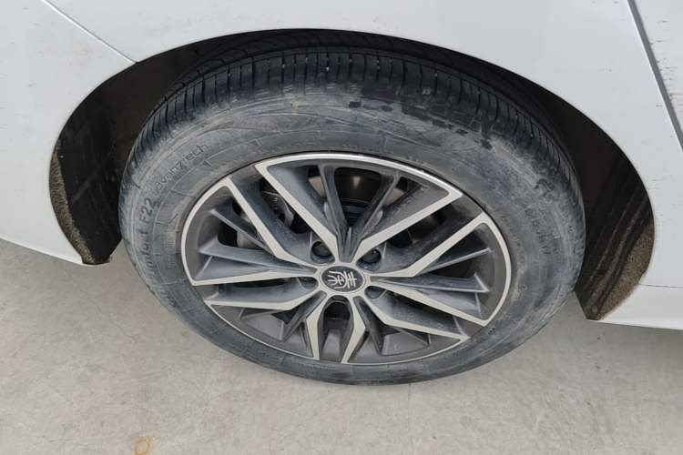 Used BYD Qin PLUS 2021 EV 500KM Luxury Model Exterior 5