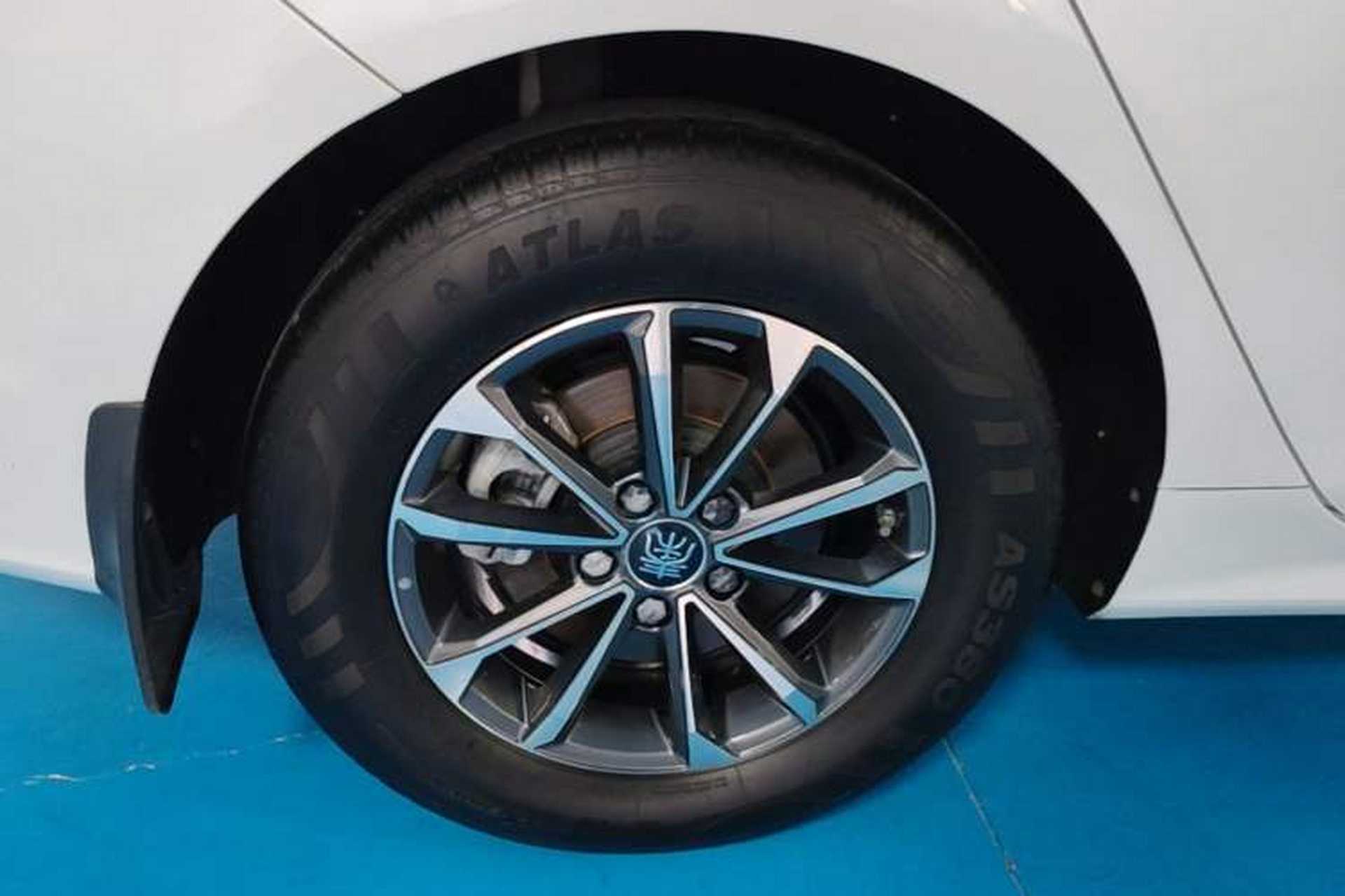 Used BYD Qin PLUS 2021 DM-i 55KM Prestige Model Exterior 5