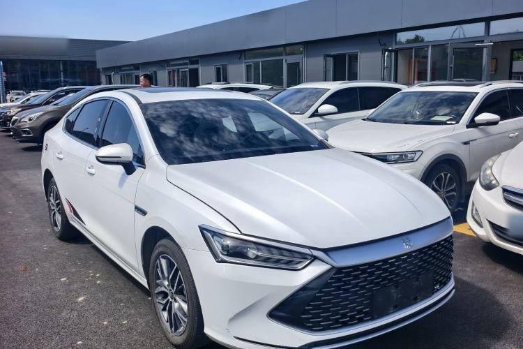 Used BYD Qin PLUS 2021 DM-i 120KM Prestige Model Exterior 5