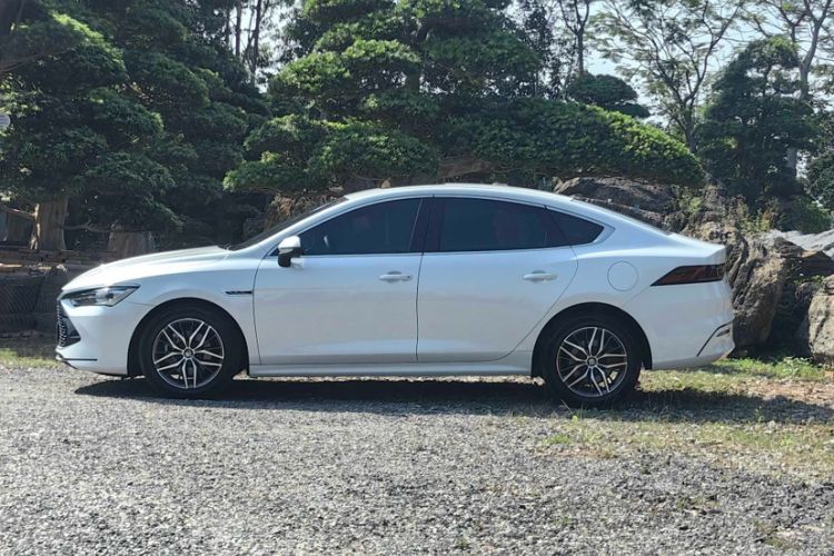 Used BYD Qin PLUS 2021 DM-i 55KM Flagship Model Exterior 6