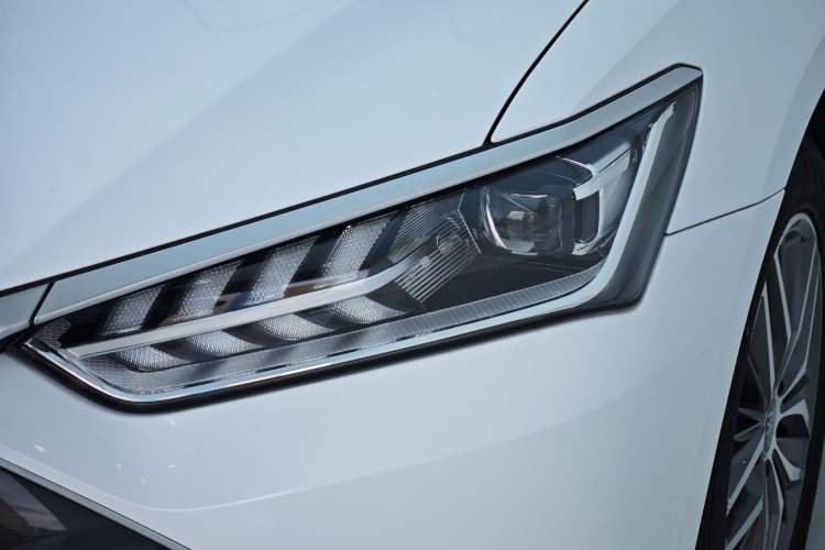 Used BYD Qin PLUS 2021 DM-i 120KM Flagship Model Exterior 6