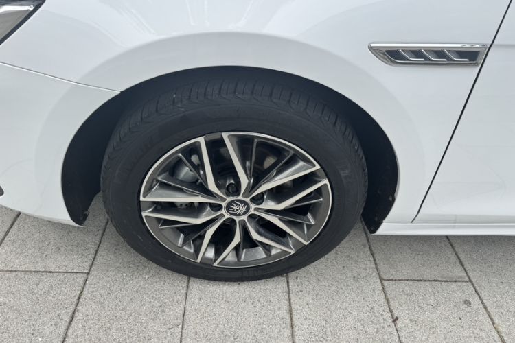 Used BYD Qin PLUS 2021 EV 400KM Luxury Model Exterior 6