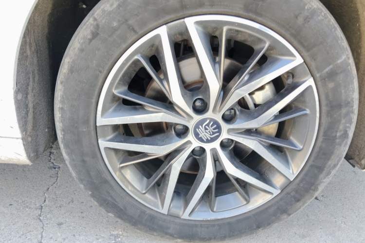 Used BYD Qin PLUS 2021 EV 400KM Luxury Model Exterior 7