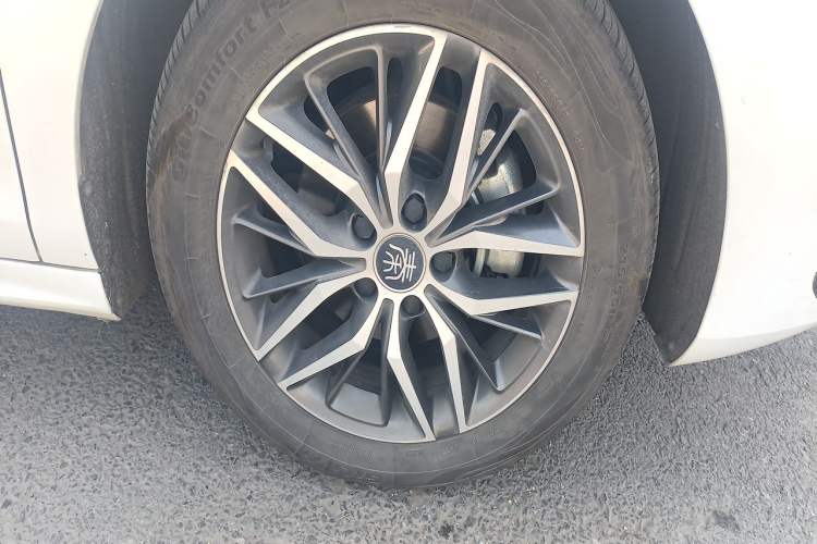 Used BYD Qin PLUS 2021 EV 500KM Luxury Model Exterior 7