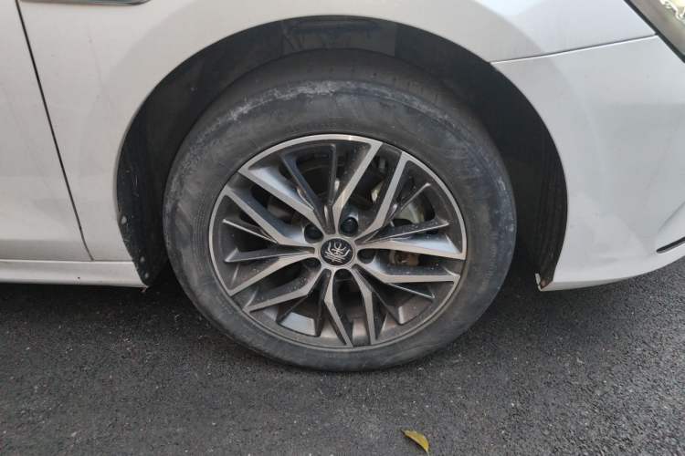 Used BYD Qin PLUS 2021 DM-i 120KM Prestige Model Exterior 7