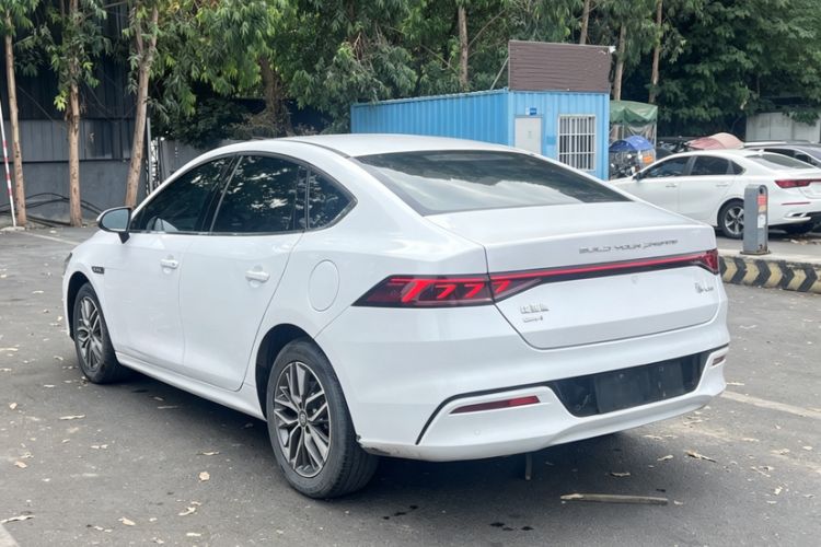 Used BYD Qin PLUS 2021 DM-i 120KM Prestige Model Exterior 9