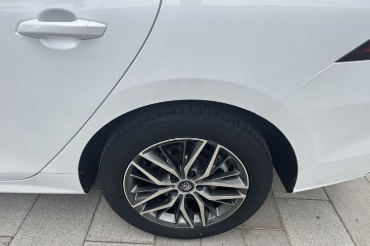 Used BYD Qin PLUS 2021 EV 400KM Luxury Model Exterior 9