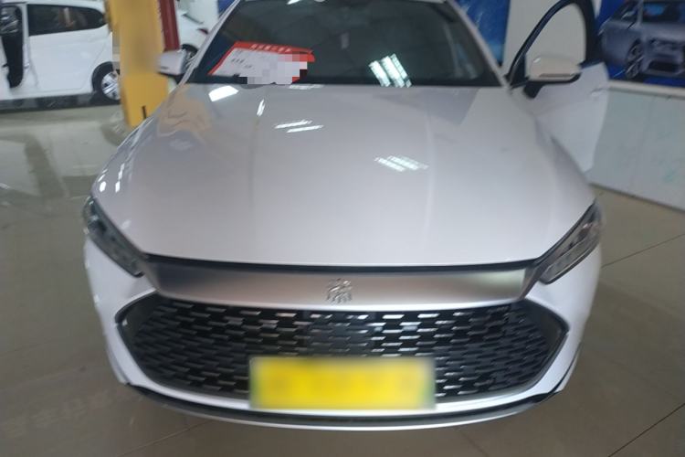 Used BYD Qin PLUS 2021 DM-i 55KM Flagship Model Front