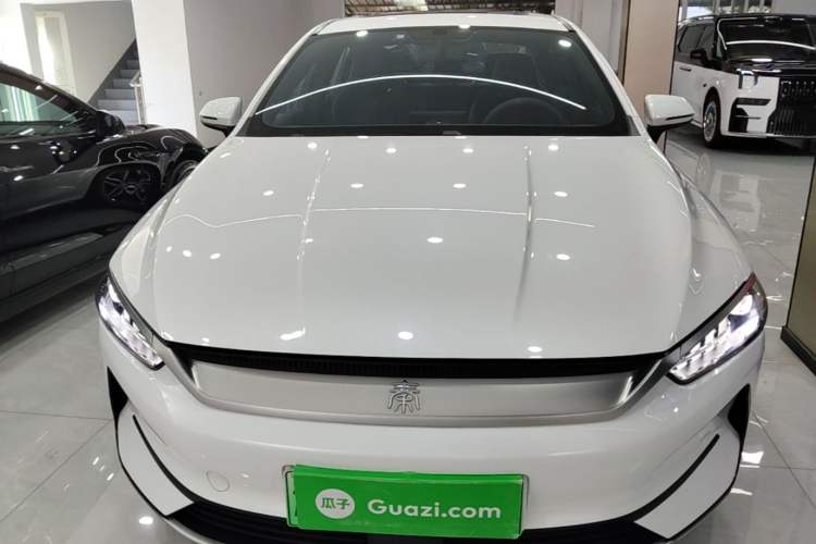 Used BYD Qin PLUS 2021 EV 400KM Luxury Model Front