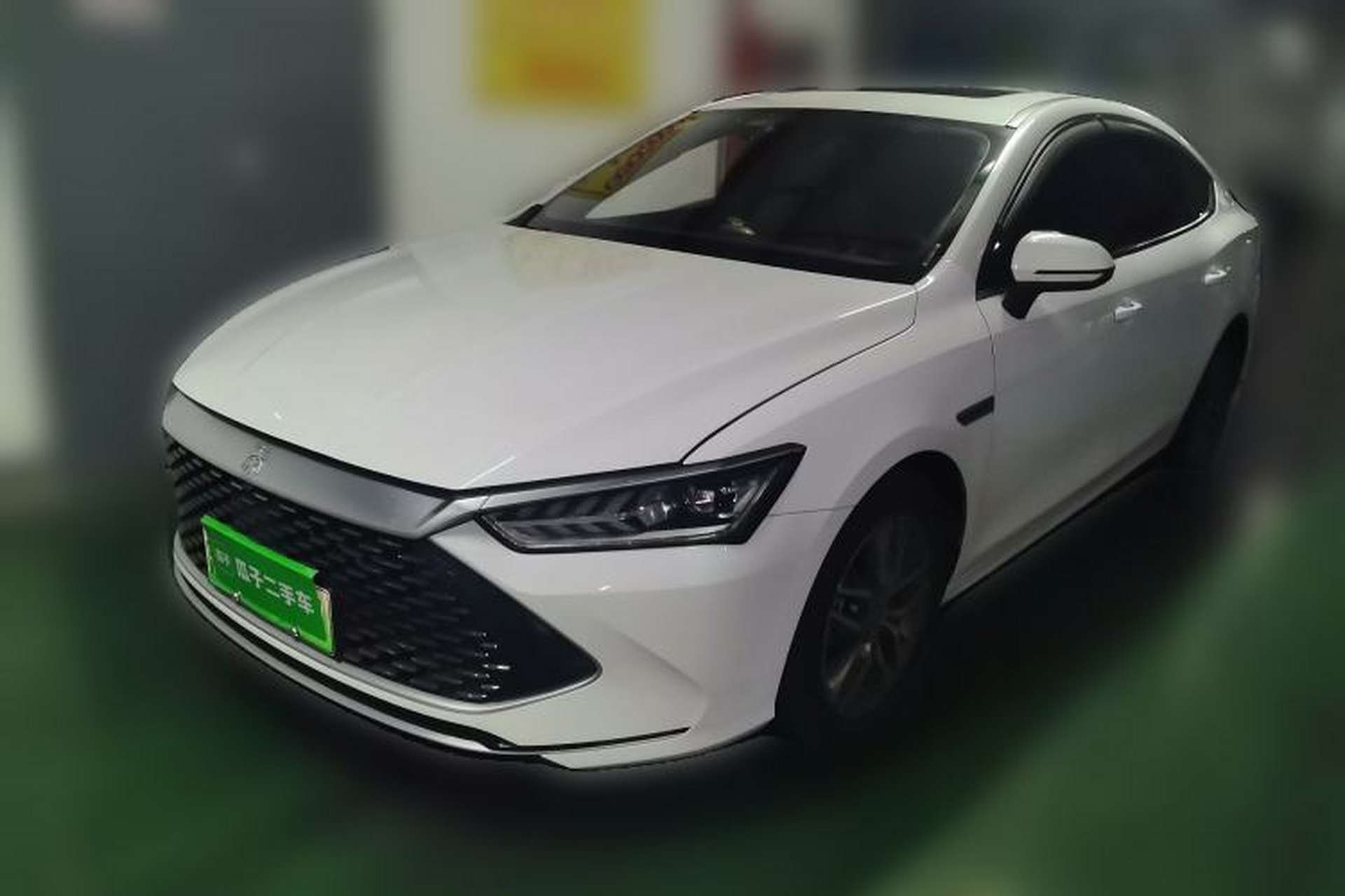 Used BYD Qin PLUS 2021 DM-i 120KM Prestige Model Front Left 45 Deg