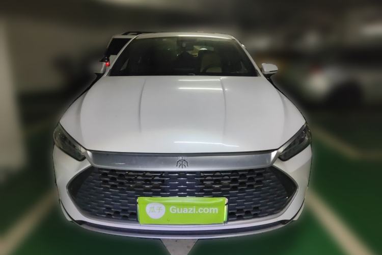 Used BYD Qin PLUS 2021 DM-i 55KM Flagship Model Front