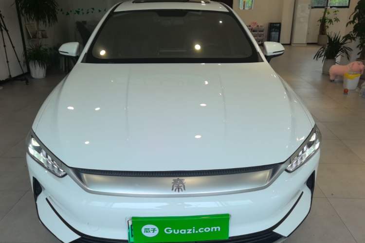 Used BYD Qin PLUS 2021 EV 400KM Luxury Model Front