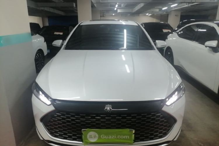 Used BYD Qin PLUS 2021 DM-i 55KM Flagship Model Front