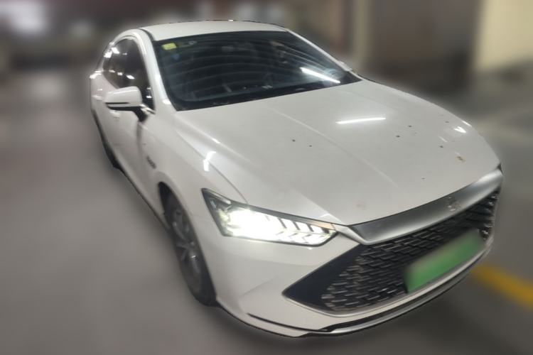 Used BYD Qin PLUS 2021 DM-i 55KM Prestige Model Front Right 45 Deg