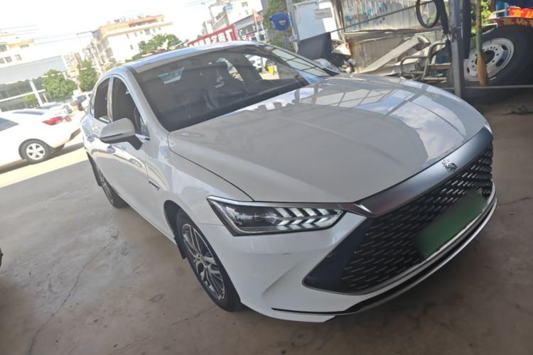 Used BYD Qin PLUS 2021 DM-i 55KM Flagship Model Front Right 45 Deg