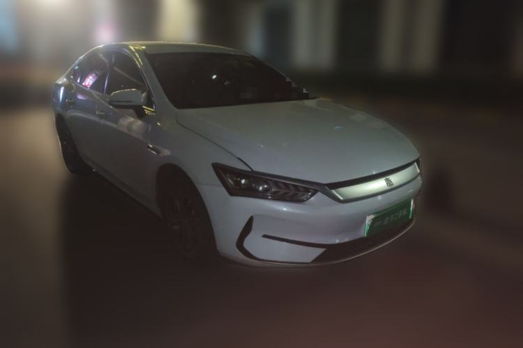 Used BYD Qin PLUS 2021 EV 400KM Leading Comfort Edition Front Right 45 Deg