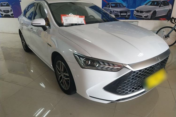 Used BYD Qin PLUS 2021 DM-i 55KM Flagship Model Front Right 45 Deg