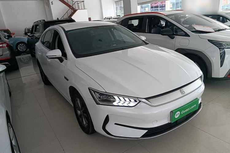 Used BYD Qin PLUS 2021 EV 400KM Leading Comfort Edition Front Right 45 Deg