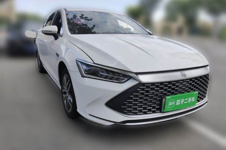 Used BYD Qin PLUS 2021 DM-i 120KM Prestige Model Front Right 45 Deg
