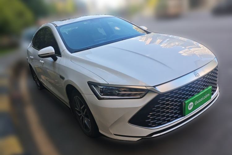 Used BYD Qin PLUS 2021 DM-i 120KM Prestige Model Front Right 45 Deg